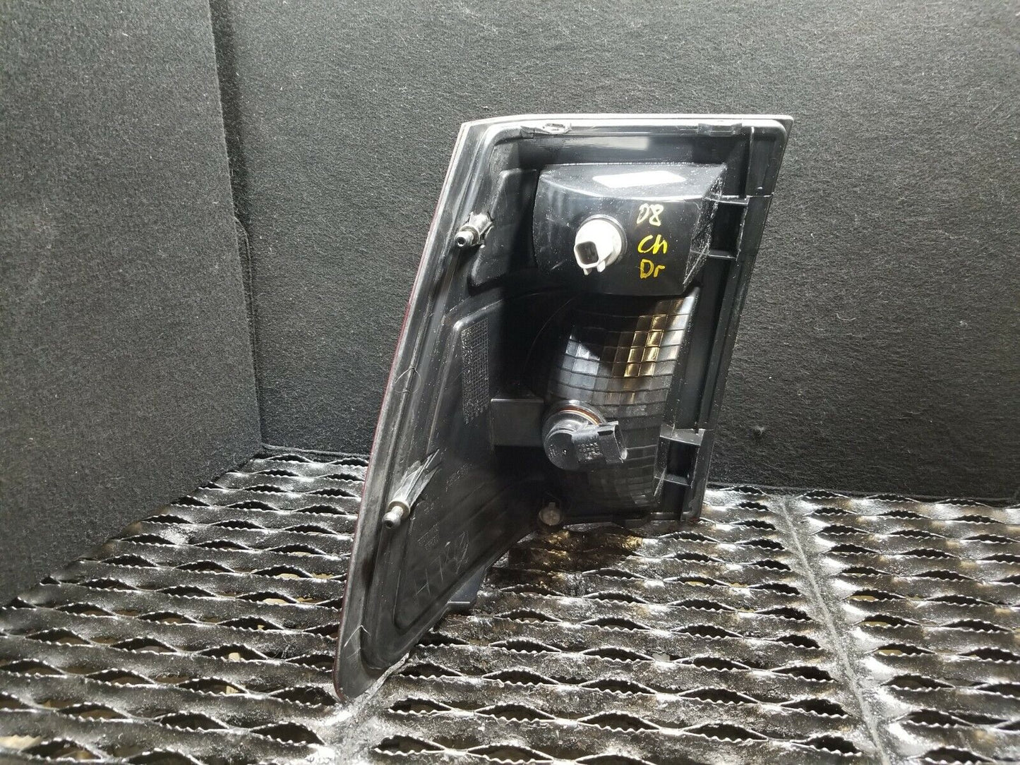 07 08 09 10 Jeep Grand Cherokee Left Driver Side Tail Light OEM