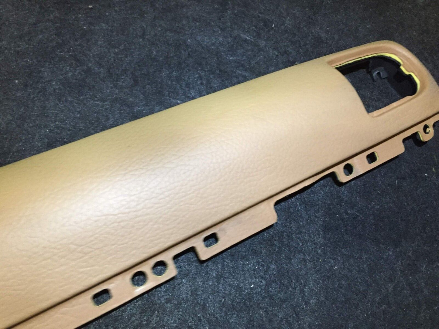 04 05 06 Porsche Cayenne Right Passenger Side Dash Cover Trim 9555525610 OEM