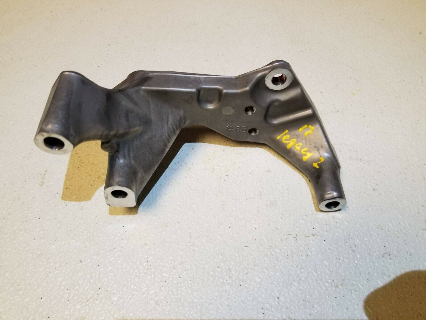 16 17 Subaru Legacy 2.5l Engine Mount Bracket OEM 10k Miles