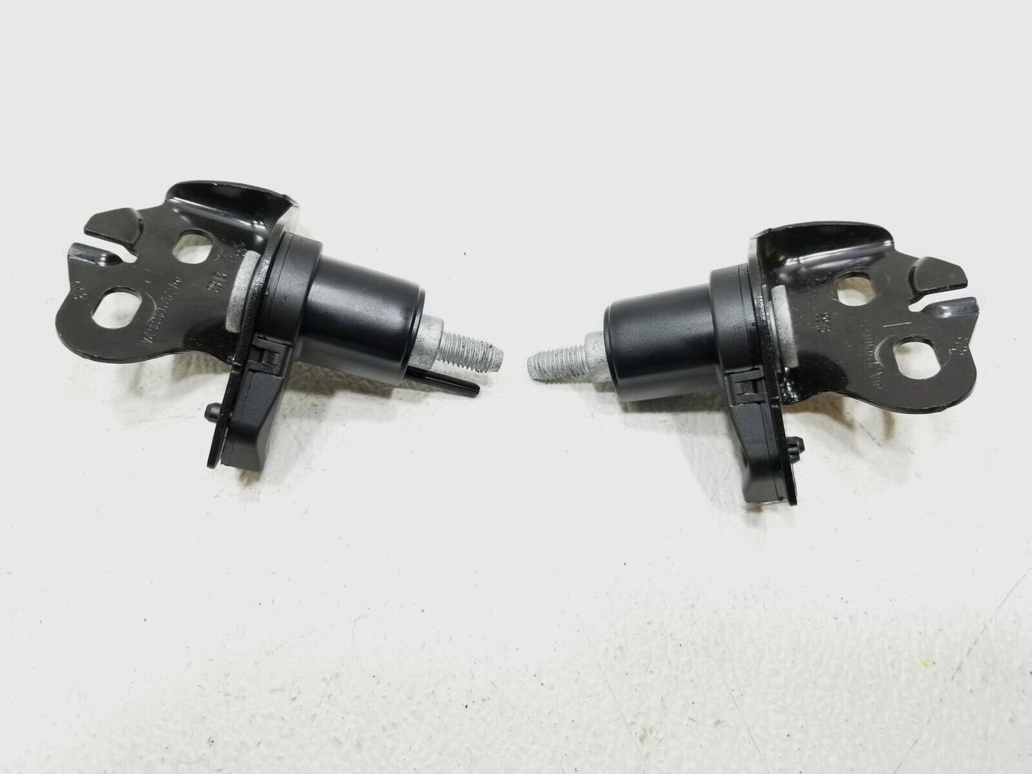 2011 - 2015 Mercedes E350 W212 Rear Seat Lock Latch Bearing Hinge Brack Pair OEM