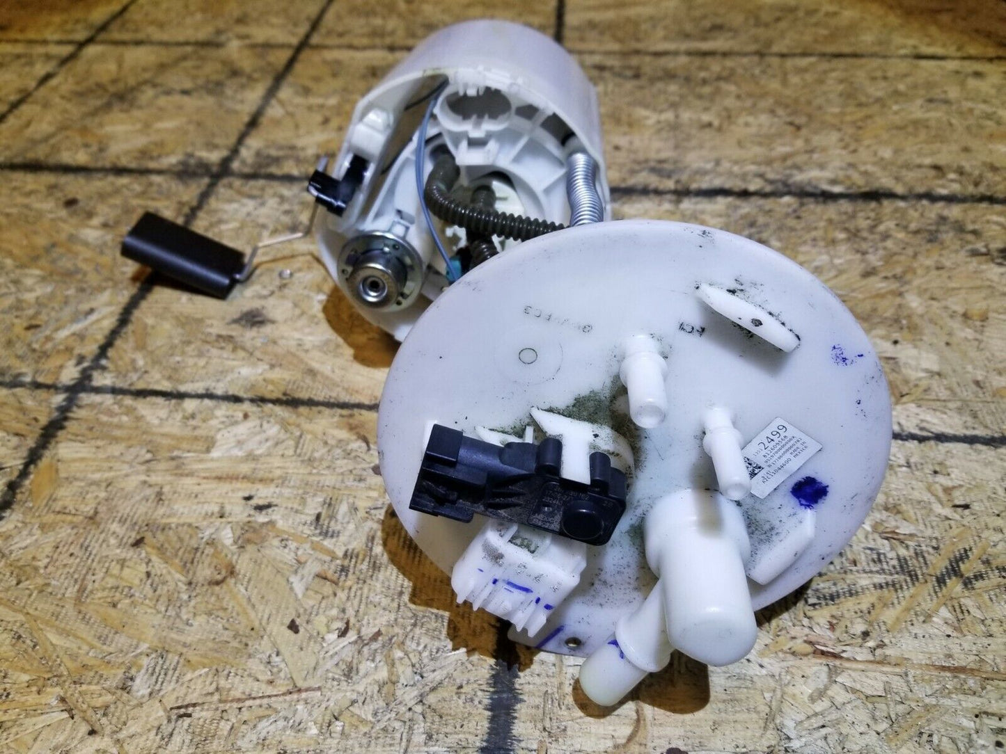 15 16 17 18 Chevrolet Impala Fuel Gas Pump OEM 42k Miles
