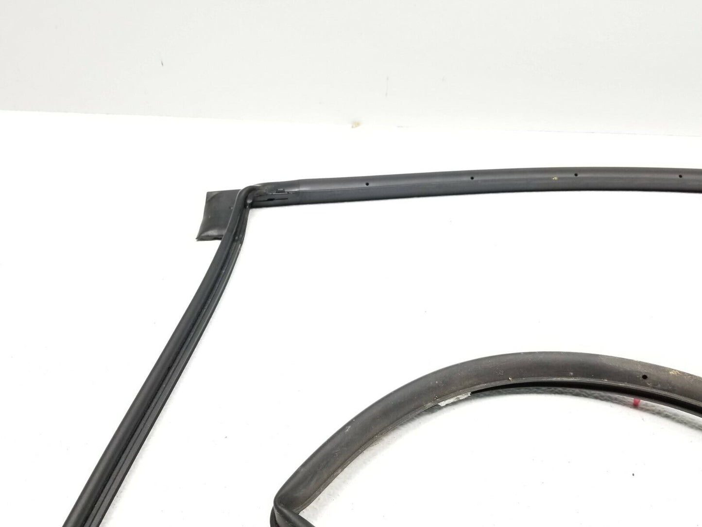 05 06 07 08 09 Toyota Prius Rear Right Pass Door Weatherstrip Seal OEM