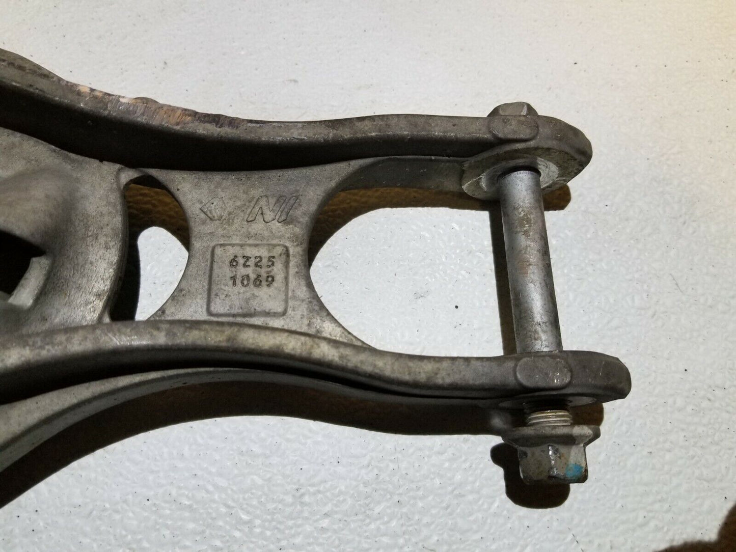 05 06 07 08 Acura Rl Rear Lower Control Arm Left Driver Side OEM