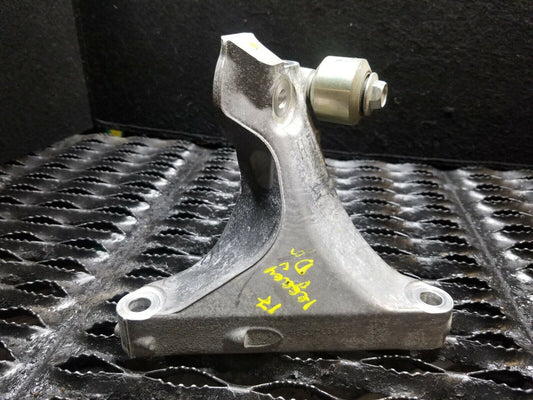 15 16 17 Subaru Legacy 2.5l Engine Mount Bracket Left Driver Side OEM 10k