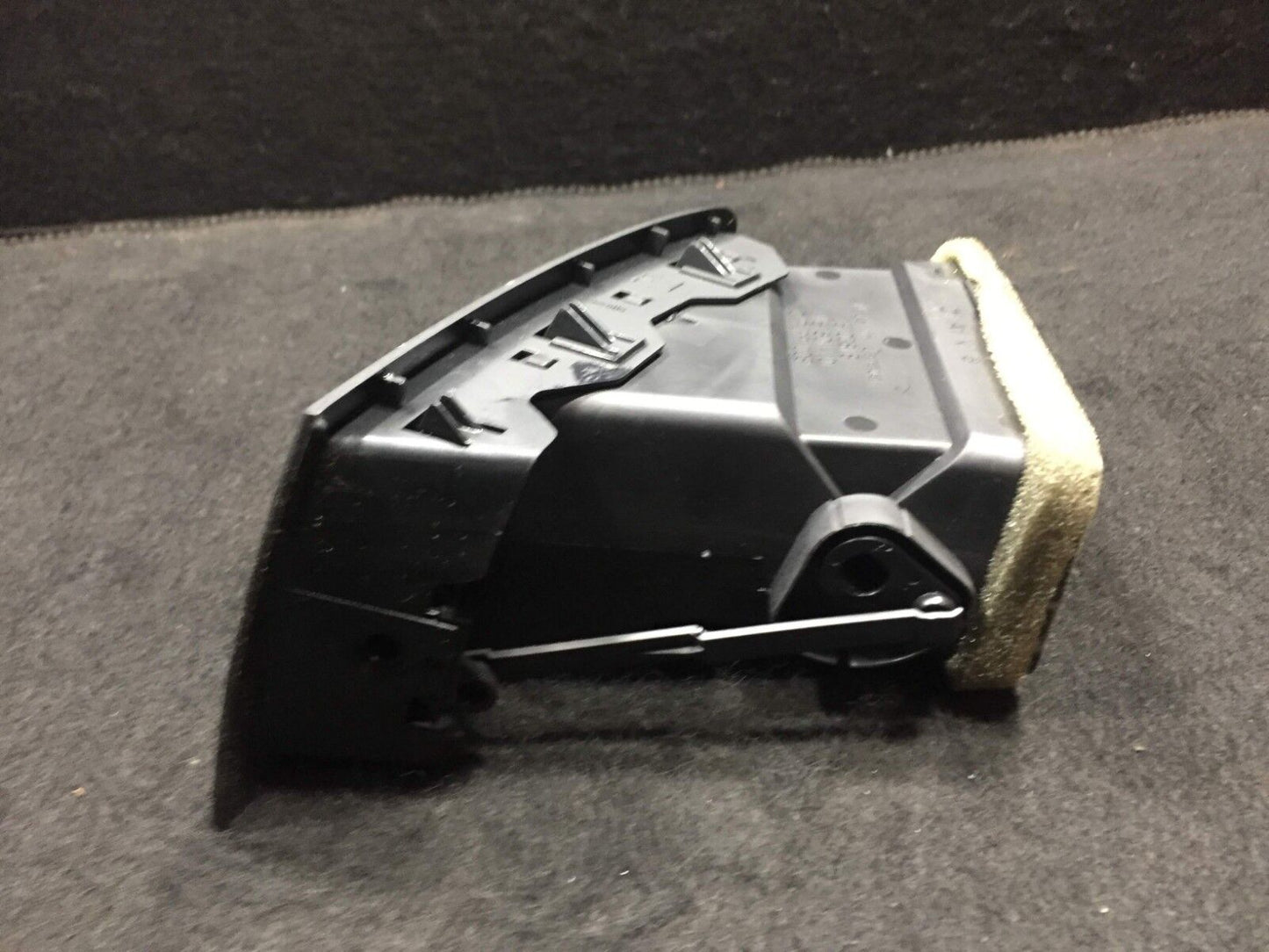 03 04 05 06 07 Cadillac CTS Dash A/c Heater Air Vent Front Left Driver OEM