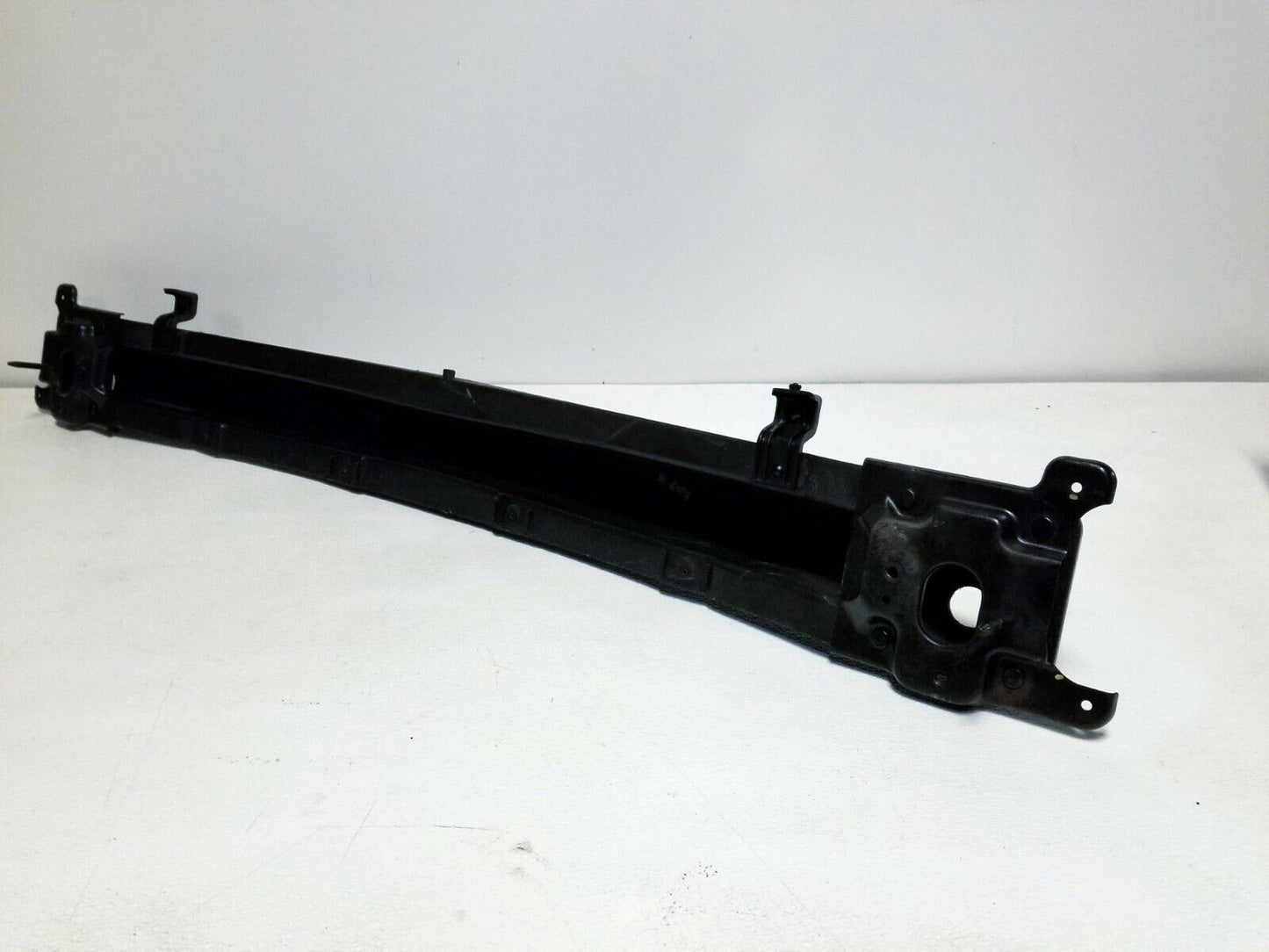 07 08 09 10 11 12 Hyundai Veracruz Rear Bumper Reinforcement Absorber Bar OEM
