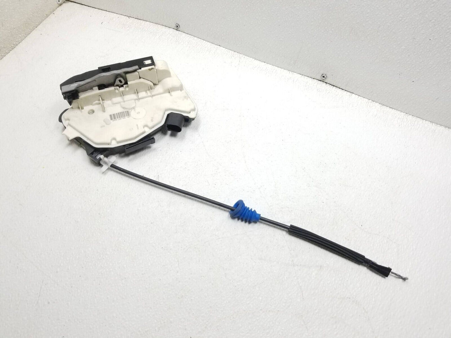 09 10 11 12 Volkswagen Cc Door Lock Latch Actuator Front Right Pass Side OEM