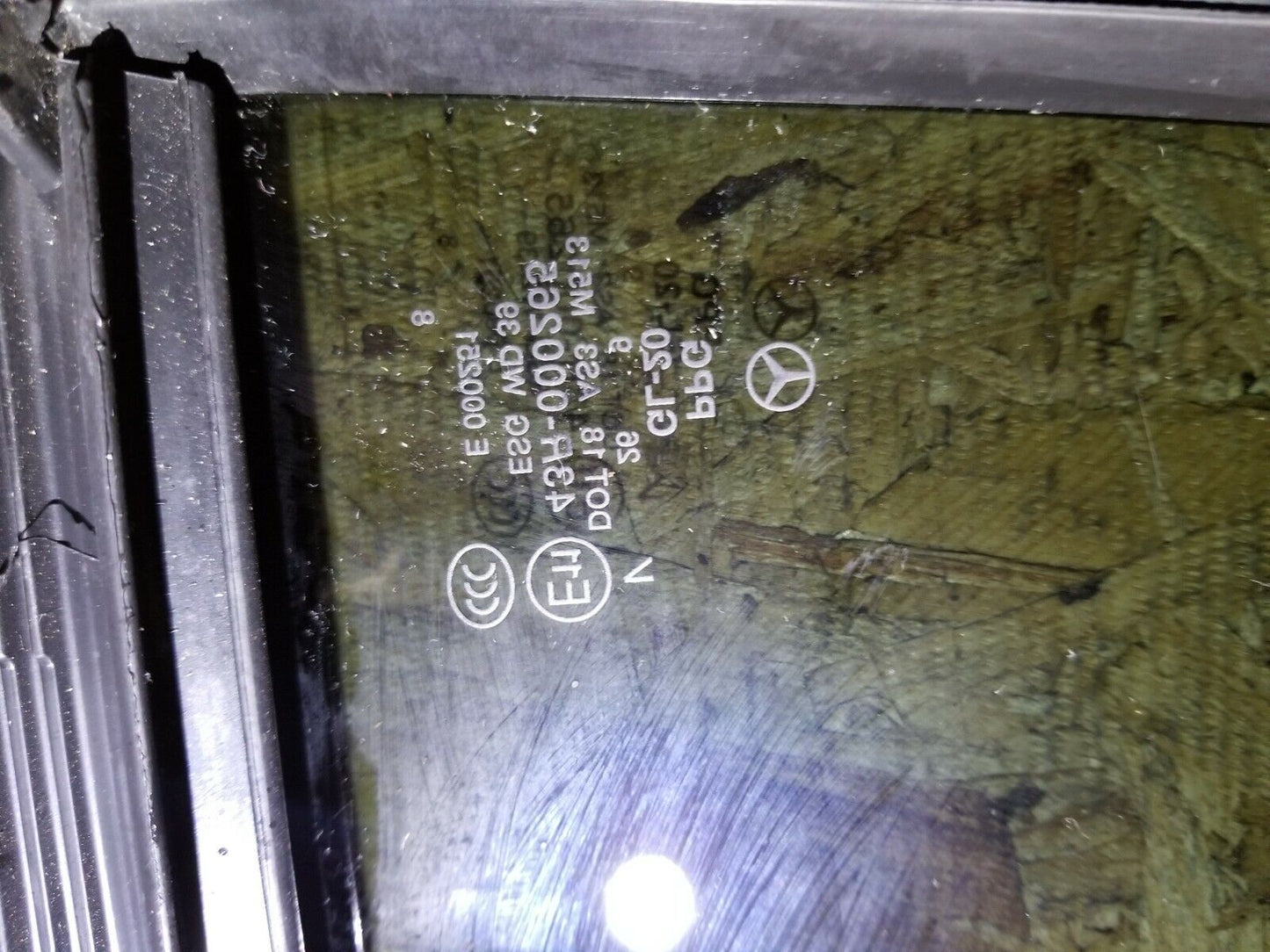 07 08 09 10 Mercedes-benz R350 Rear Right Pass Side Door Window Vent Glass OEM