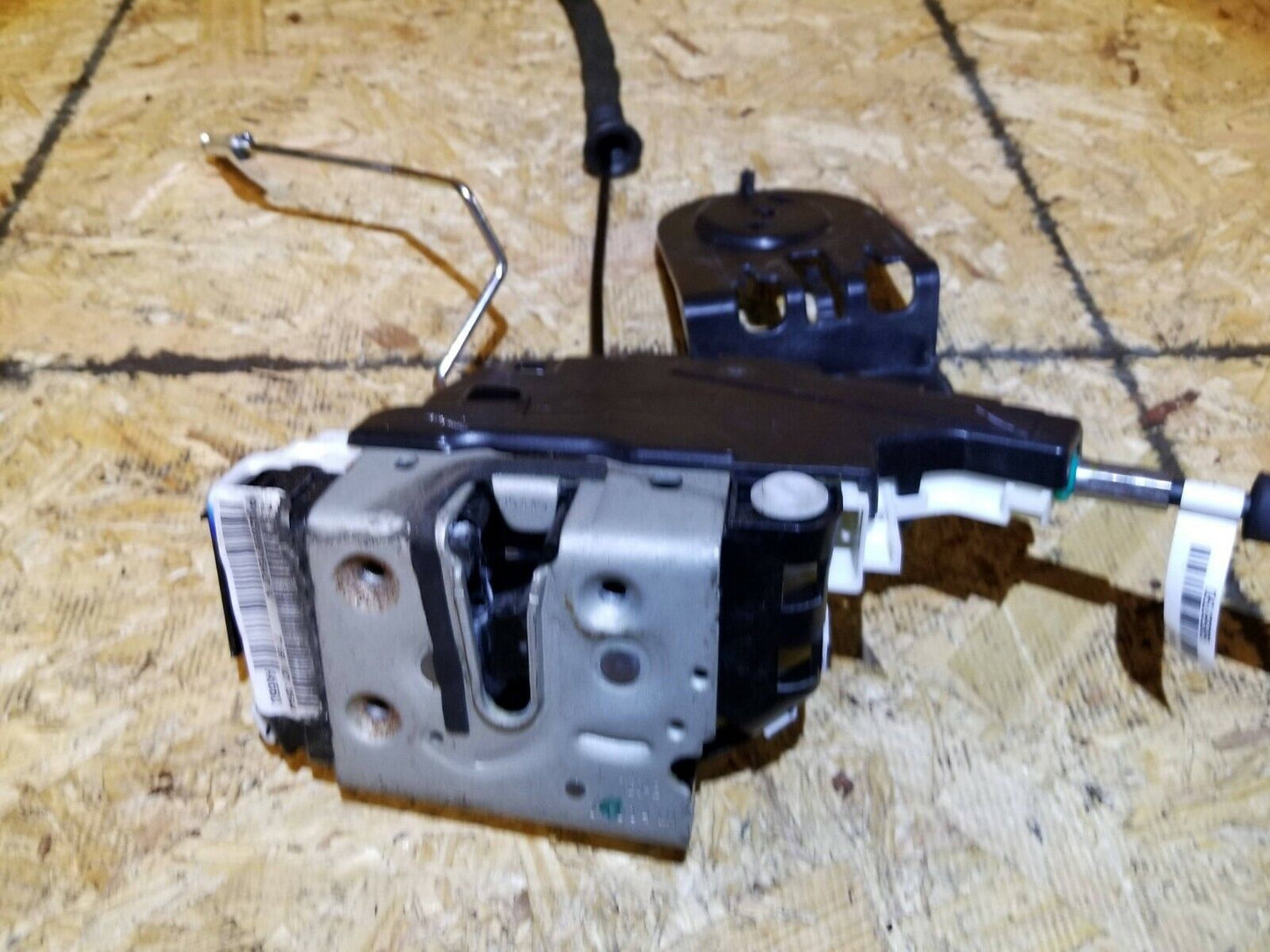 12 13 14 15 16 17 Chrysler 300 Rear Left Driver Door Lock Latch Actuator OEM