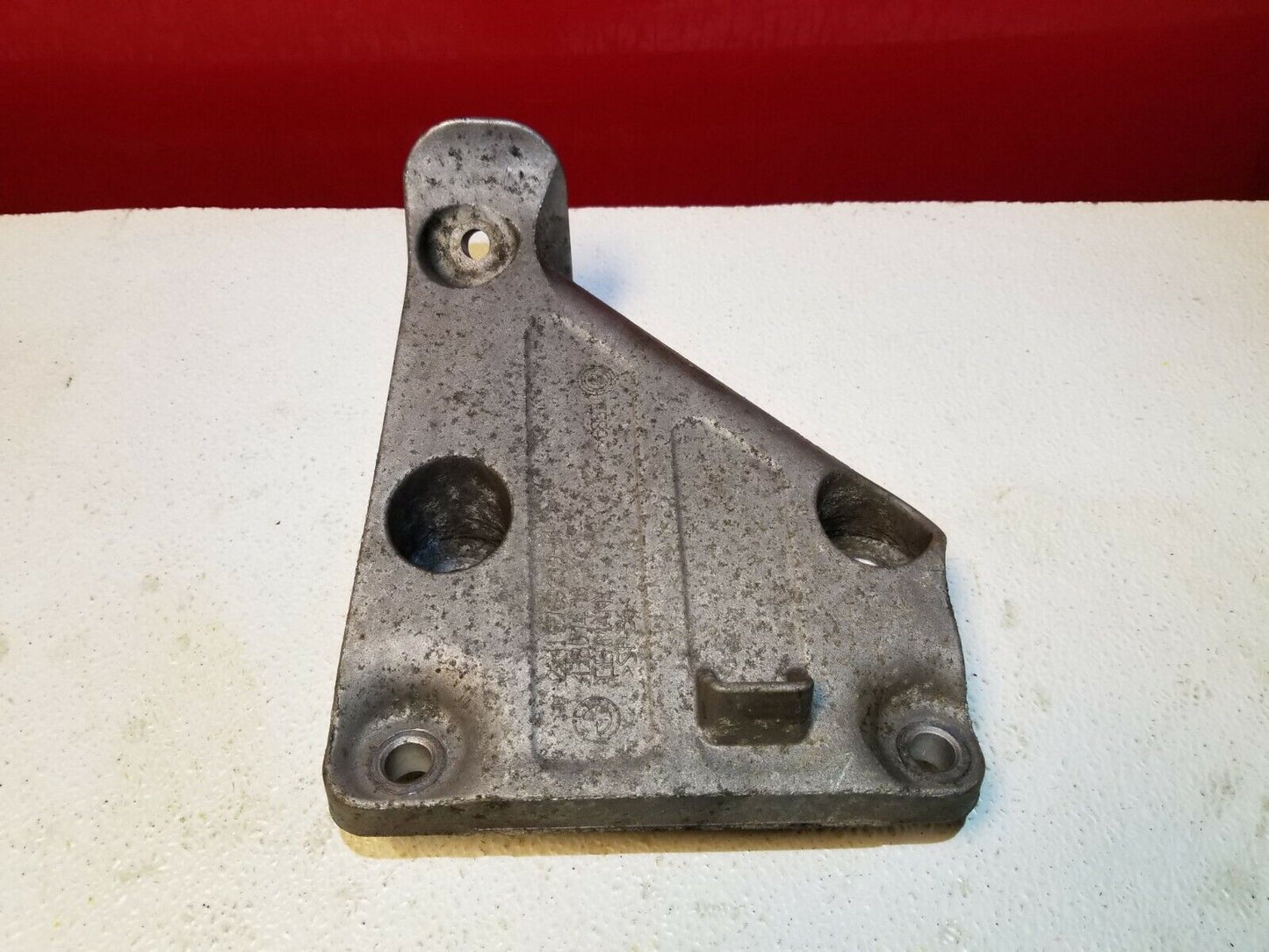 07 08 09 10 BMW E60 528i Engine Mount Bracket Driver Side OEM N52