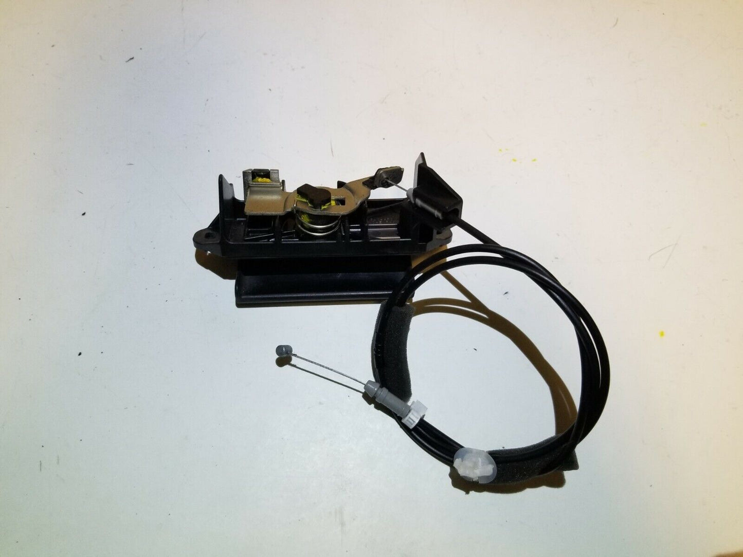 04 05 06 Scion Xa Trunk Tailgate Opener Handle OEM