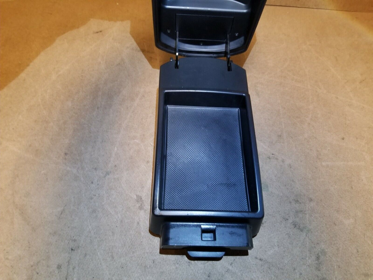 10 11 12 13 14 Hyundai Sonata Center Console Arm Rest Armrest Lid Cover  OEM 55k
