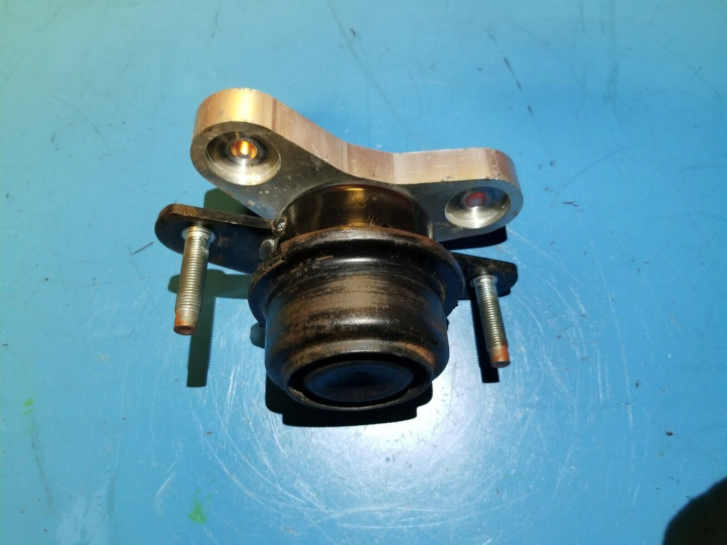 11 12 13 Infiniti G37 Auto Trans Mount OEM 99k Miles