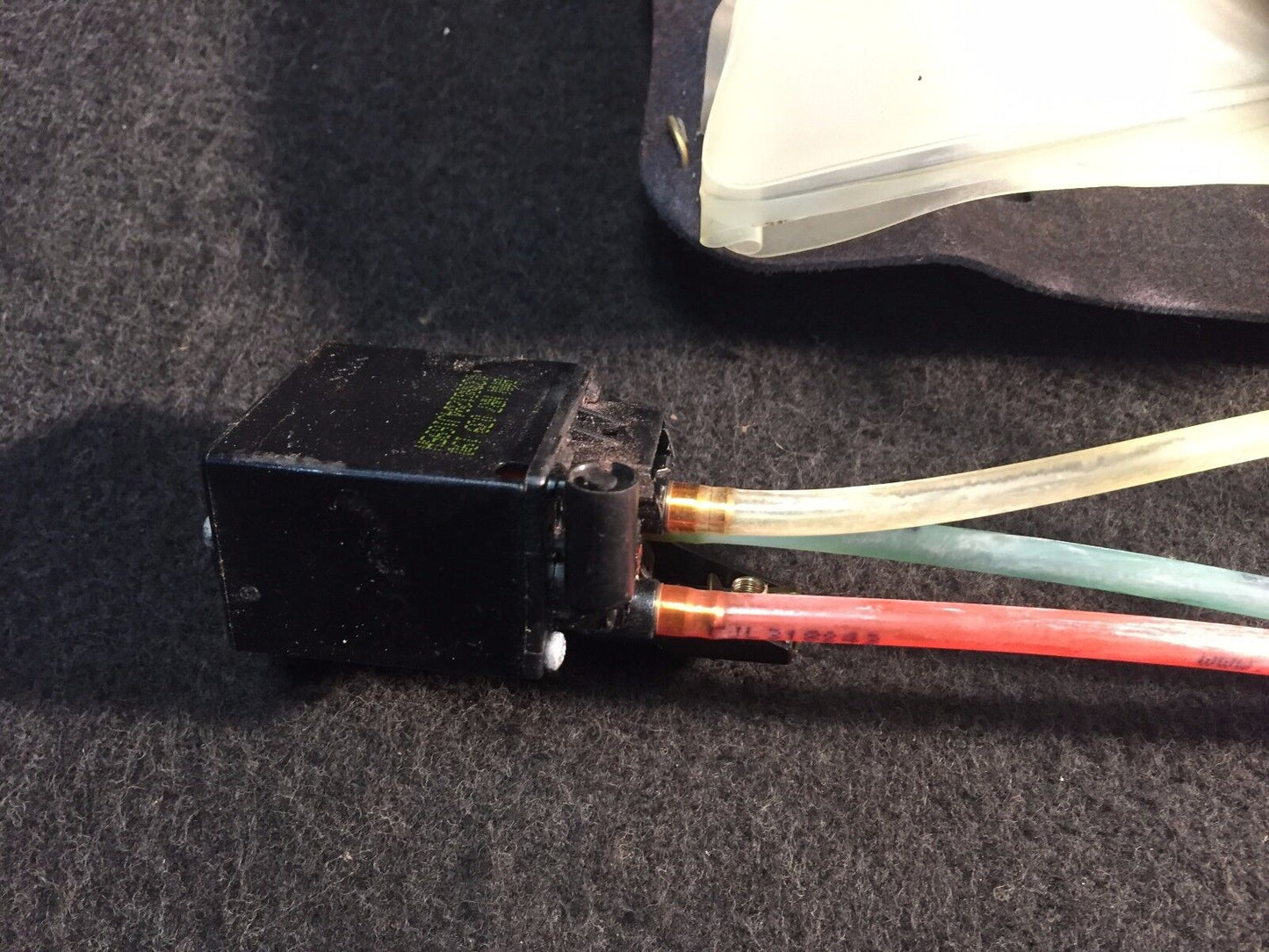 02 03 04 05 BMW 745i E65 Front Right Passenger Seat Lumbar Support Pad OEM