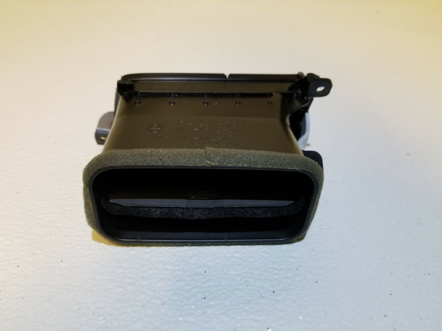 11 12 13 Honda Odyssey Right Passenger Side Dash Air Vent OEM