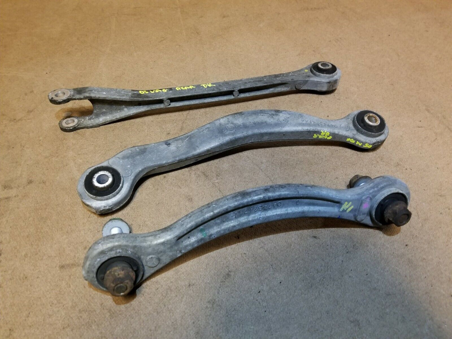 05 06 07 Dodge Magnum Rear Left Driver Side Control Arm 3pcs OEM