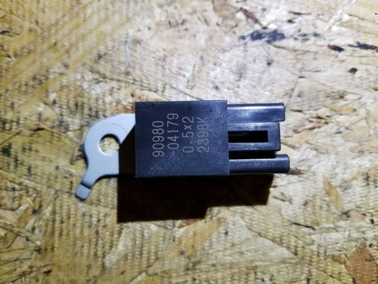 2008 2009 2010 Scion Xb Relay Wire Fuse Module Plug Connector 90980-04179 OEM