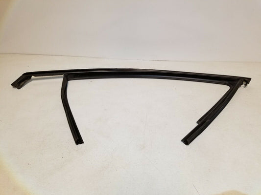 13 14 15 16  Dodge Dart Front Left Driver Door Run Glass Weather Strip OEM 76k