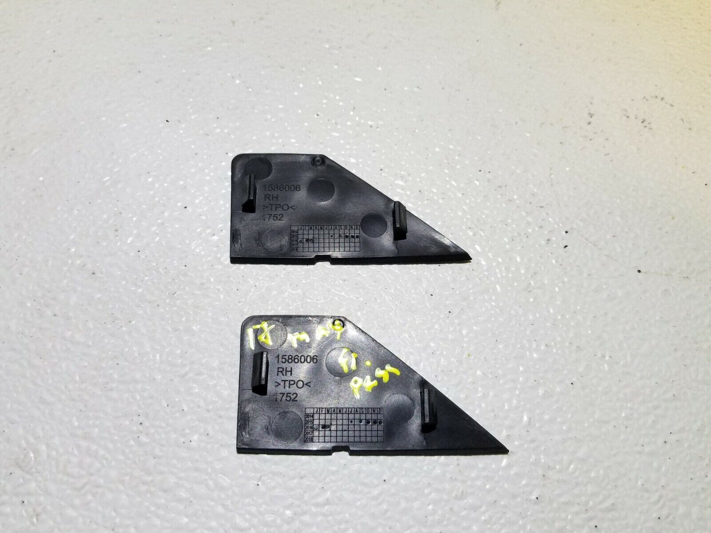 16 17 18 Nissan Maxima Front Right Pass Side Kick Panel Trim Cap 2pcs OEM 41k
