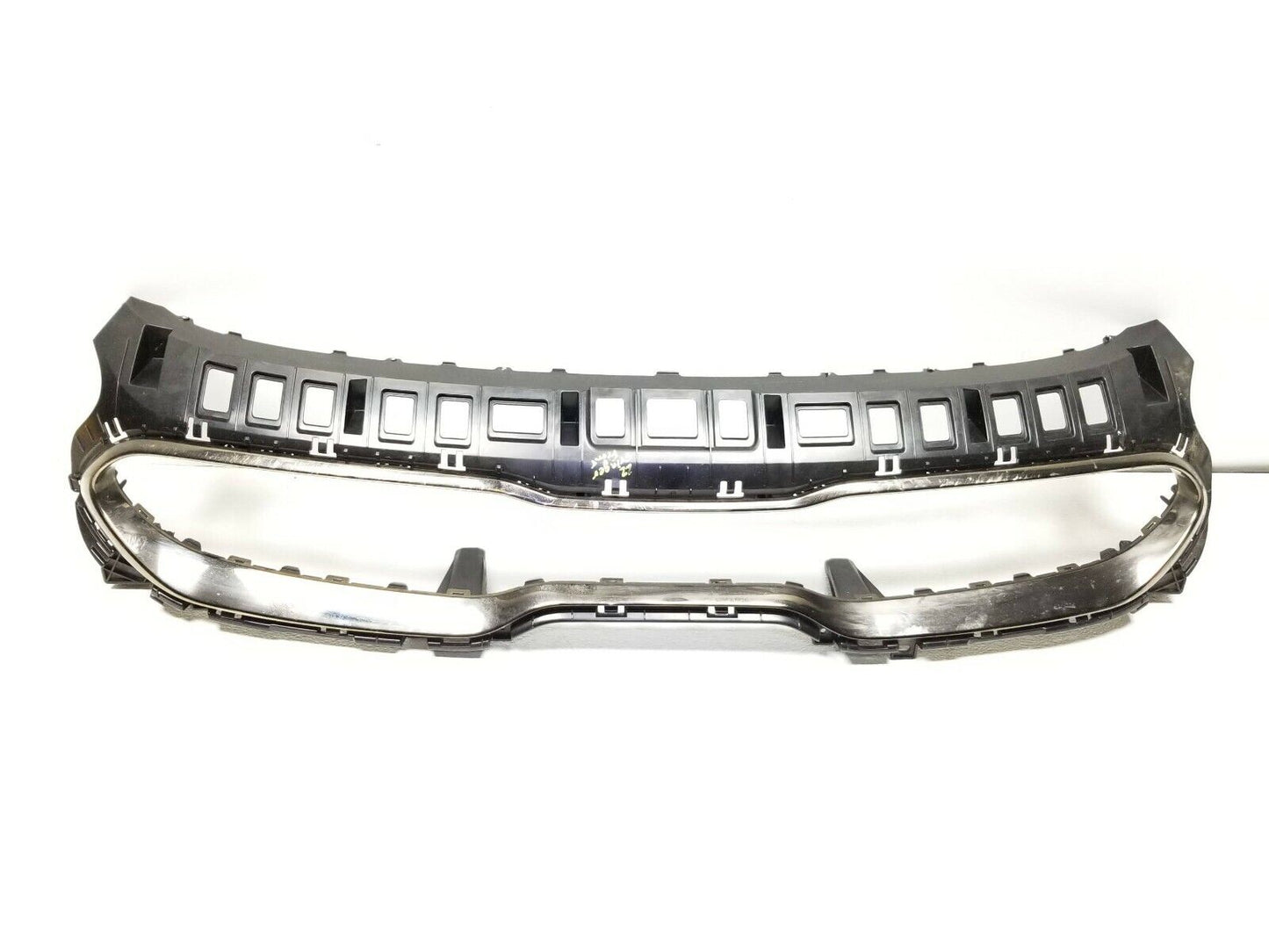 20 21 22 Kia Stinger Front Radiator Grille Bezel OEM 312 Miles