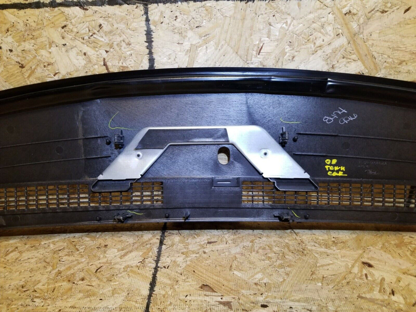03 04 05 06 07 08 09 10 11 Lincoln Town Car Dashboard Dash Pad Upper  OEM 65k