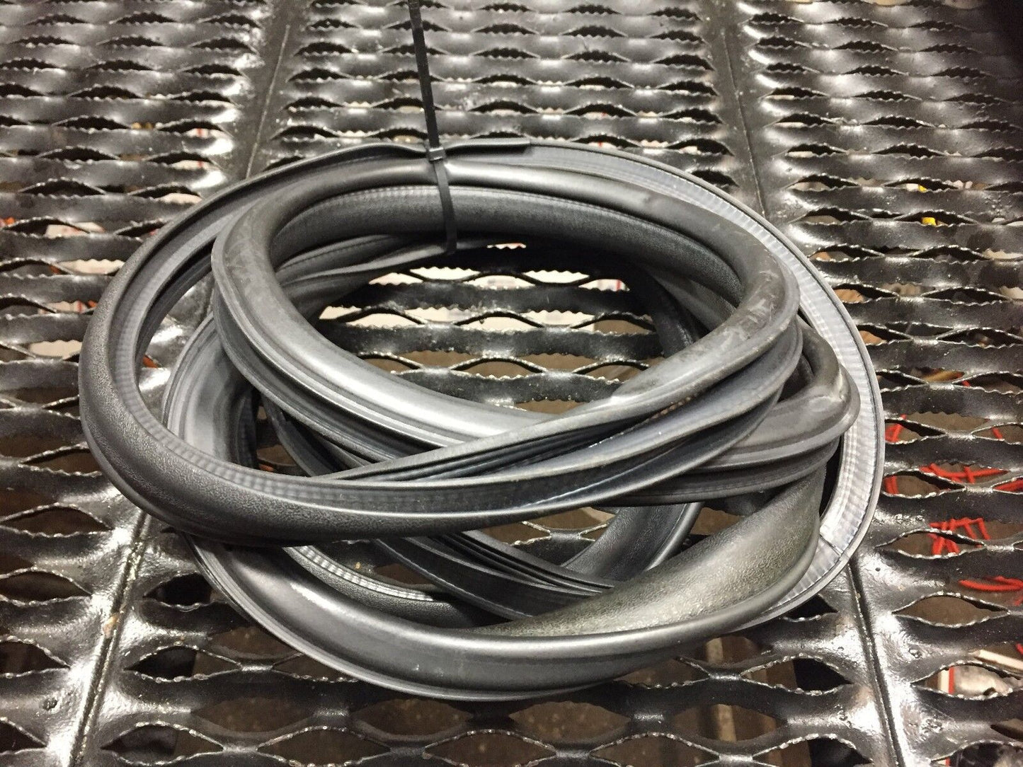 10 11 12 13 14 Subaru Legacy Rear Left Driver Door Weatherstrip Seal OEM