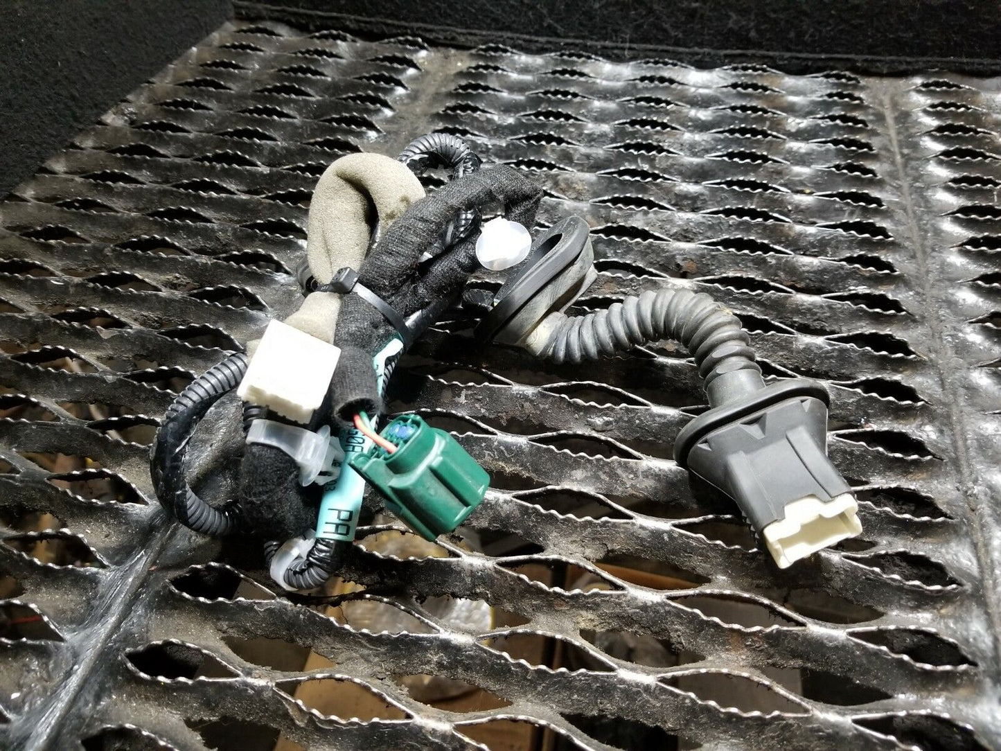 16 17 18 19 Nissan Sentra Rear Left Driver Door Wire Harness OEM