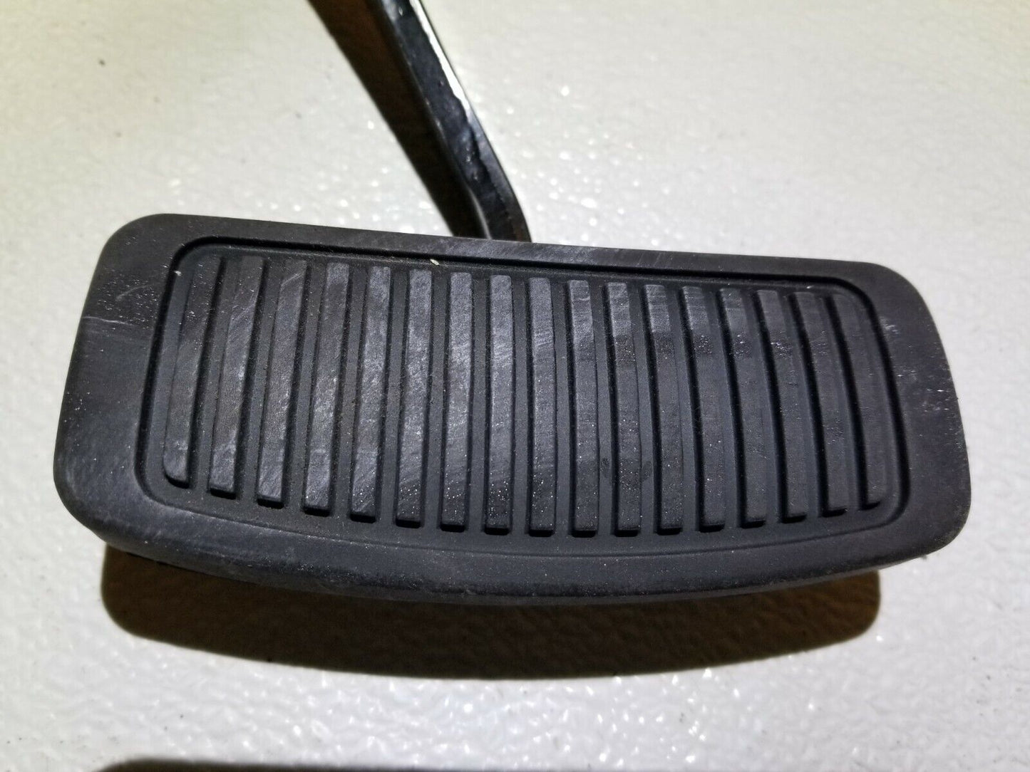 07 08 09  10 11 Kia Borrego Brake Pedal Assembly New