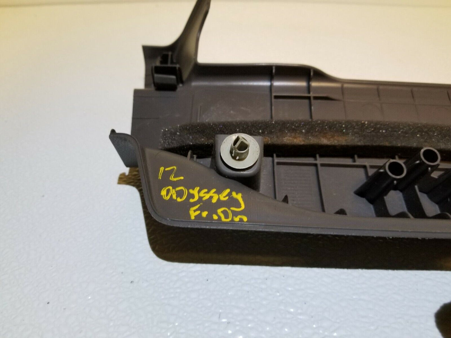 11 12 13 Honda Odyssey Front Left Driver Door Scuff Plate Trim OEM