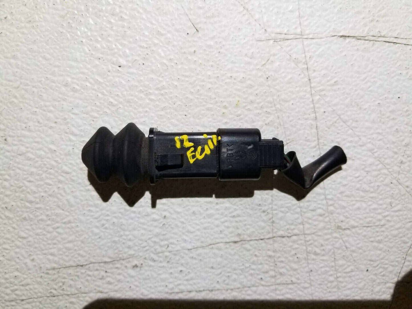 09 10 11 12 Mitsubishi Eclipse Fuel Tank Door Lid Buttom Switch OEM 51k Miles