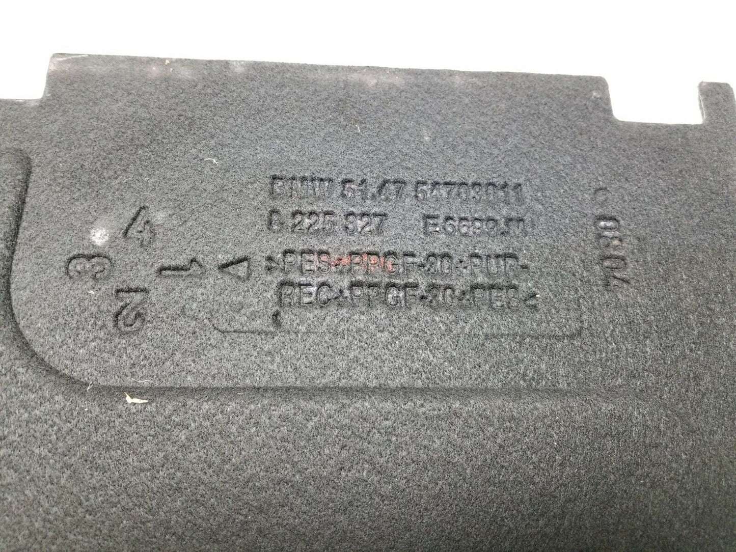 01 02 03 04 05 BMW E46 Sdn Rear Trunk Floor Mat Carpet Tire Cover OEM 125k Miles