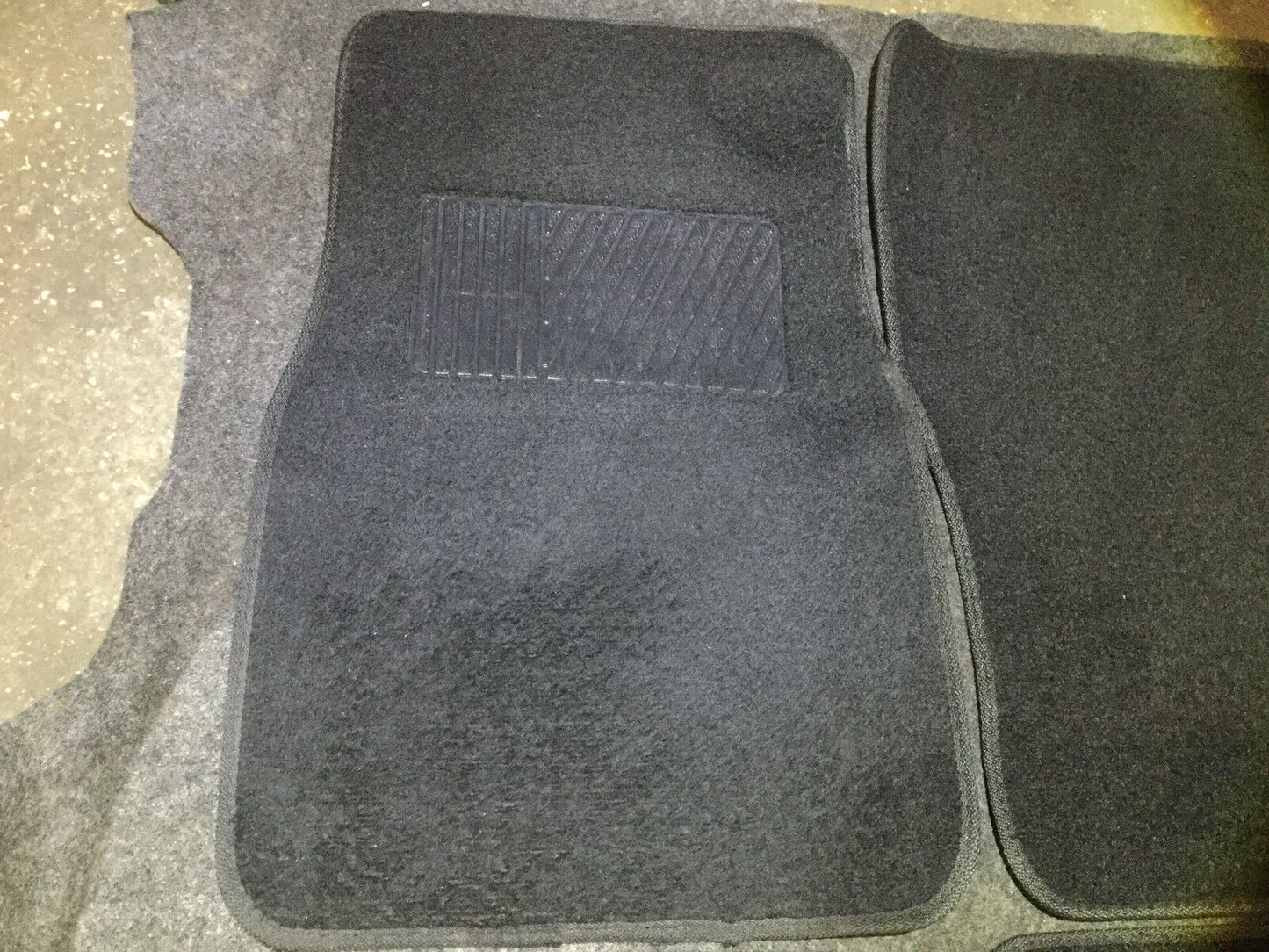 07 08 09 10 Chrysler Sebring Floor Mat Carpet - 4pcs OEM Sedan