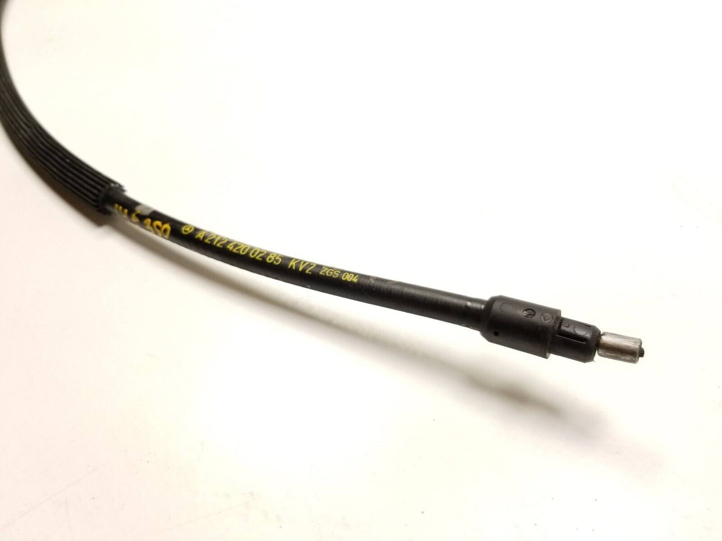 11 - 16 Mercedes E350 W212 Emergency Parking Brake Center Cable Line OEM