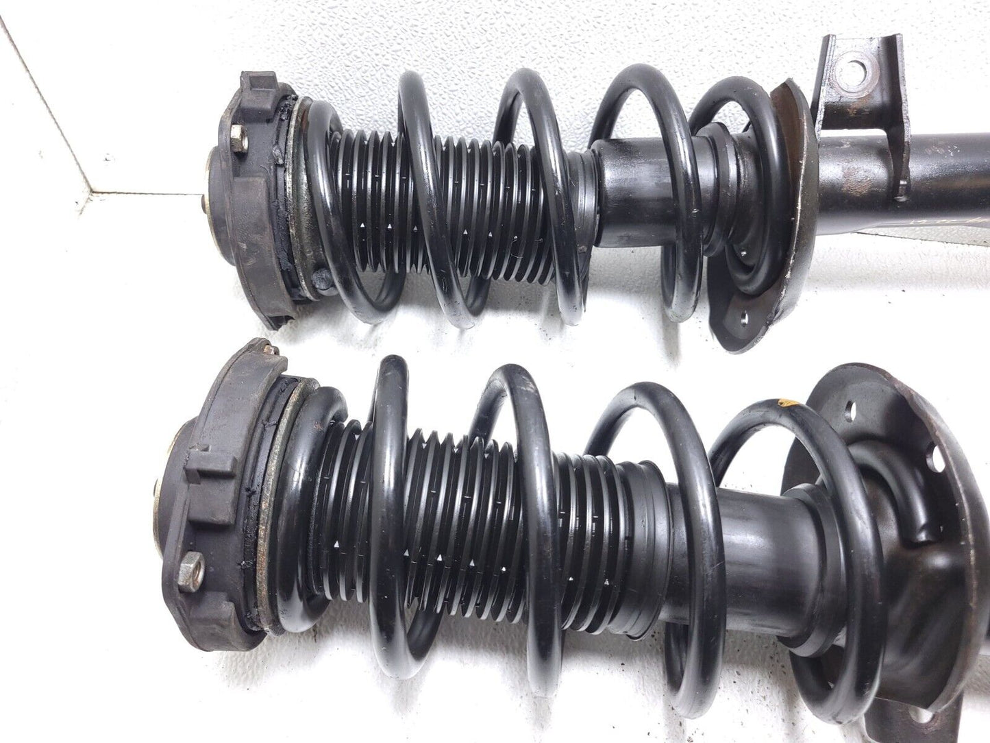 09 10 11 12 Volkswagen Cc Front Shock Strut Absorber Pair OEM