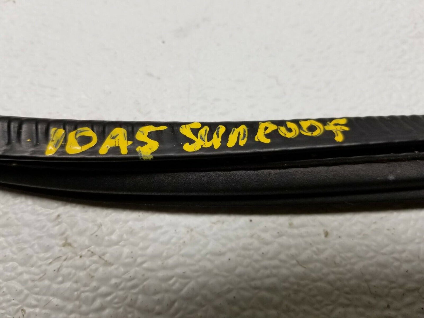 08 09 10 11 Audi A5 Coupe Sunroof Weatherstrip Seal OEM