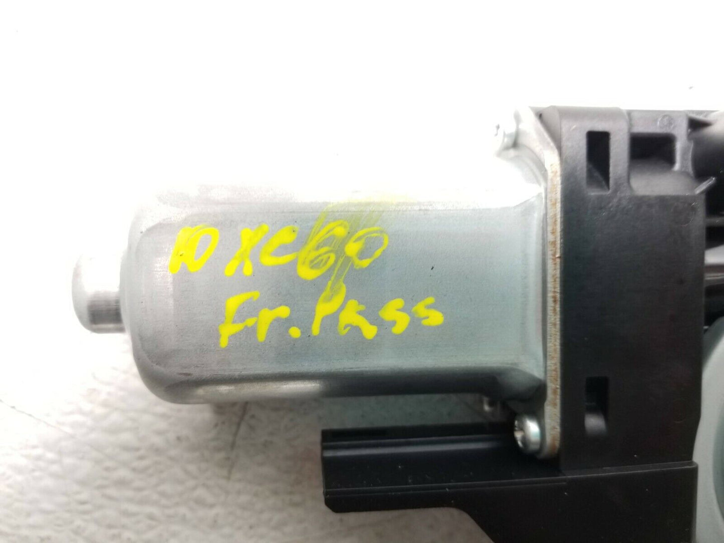 10 11 12 13 Volvo XC60 Front Right Pass Door Window Regulator Motor OEM