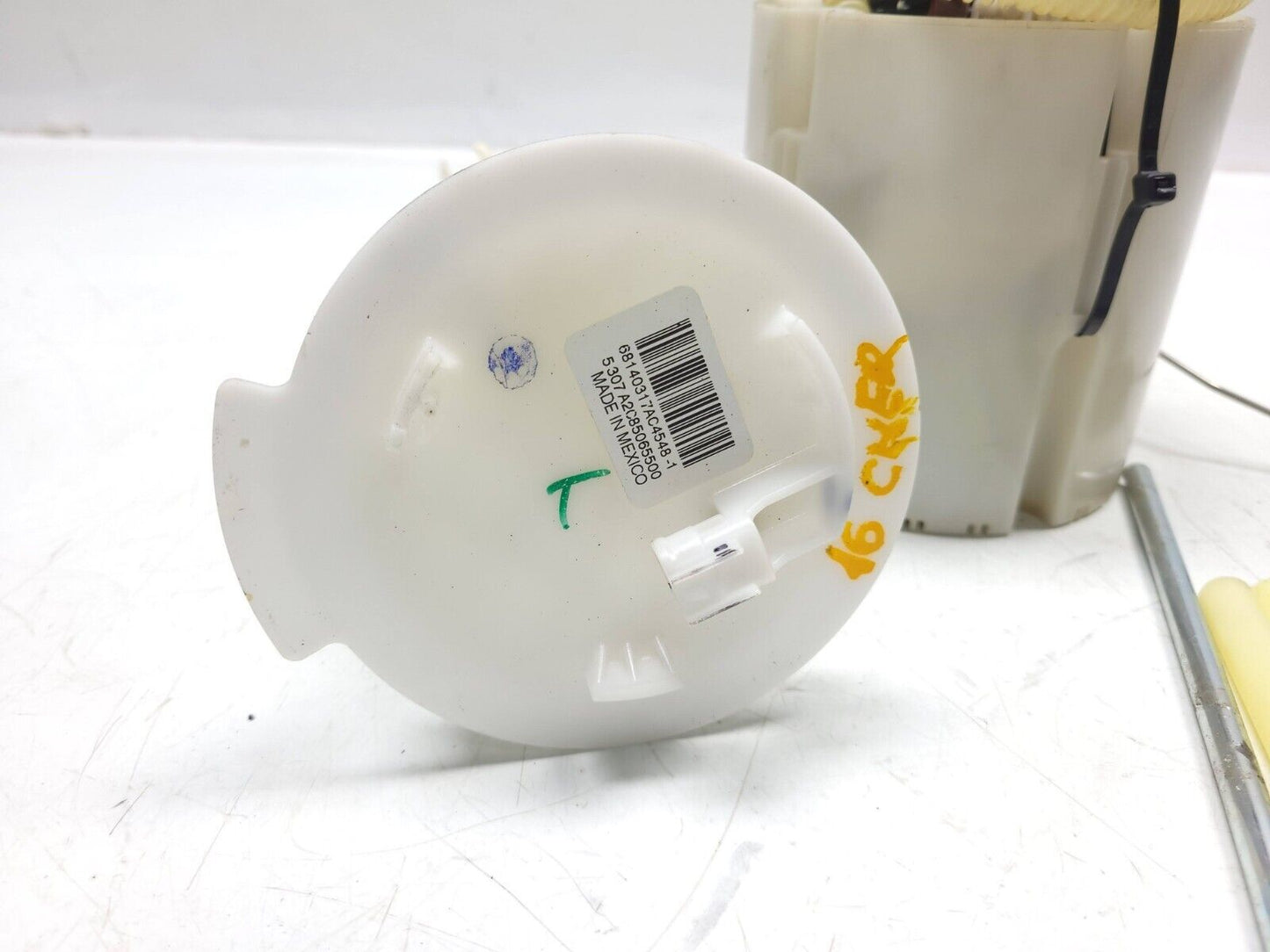 14 15 16 17 18 Jeep Cherokee 3.2l Fuel Gas Pump Sender Unit 68140317ac  OEM