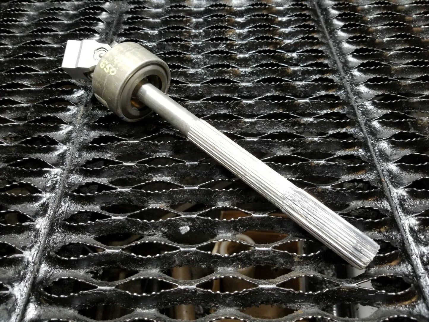 06 07 08 09 10 BMW 650i E63 Steering Column Lower Shaft OEM