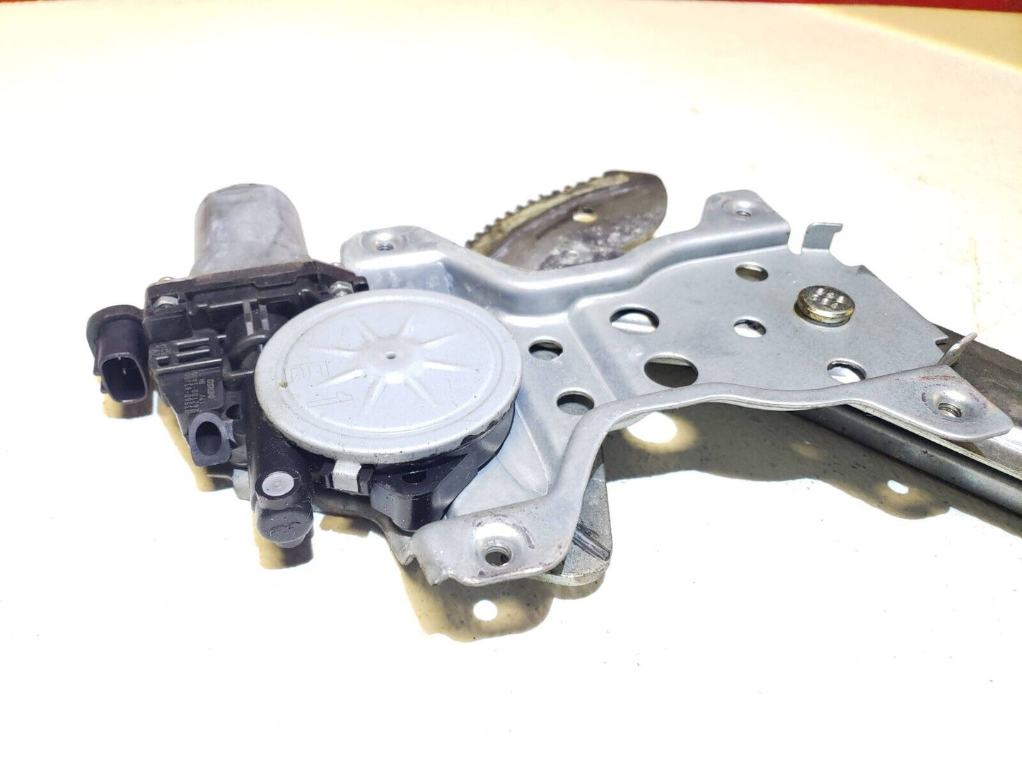 2007 - 2013 Suzuki SX4 Front Right Window Regulator & Motor Passenger Side OEM