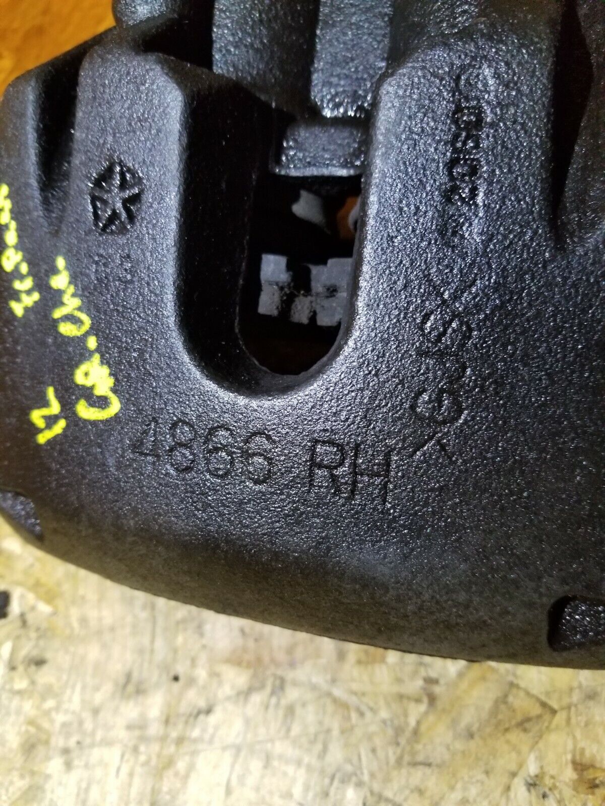 11 12 13 Jeep Grand Cherokee 3.6l Front Right Passenger Side Brake Caliper OEM