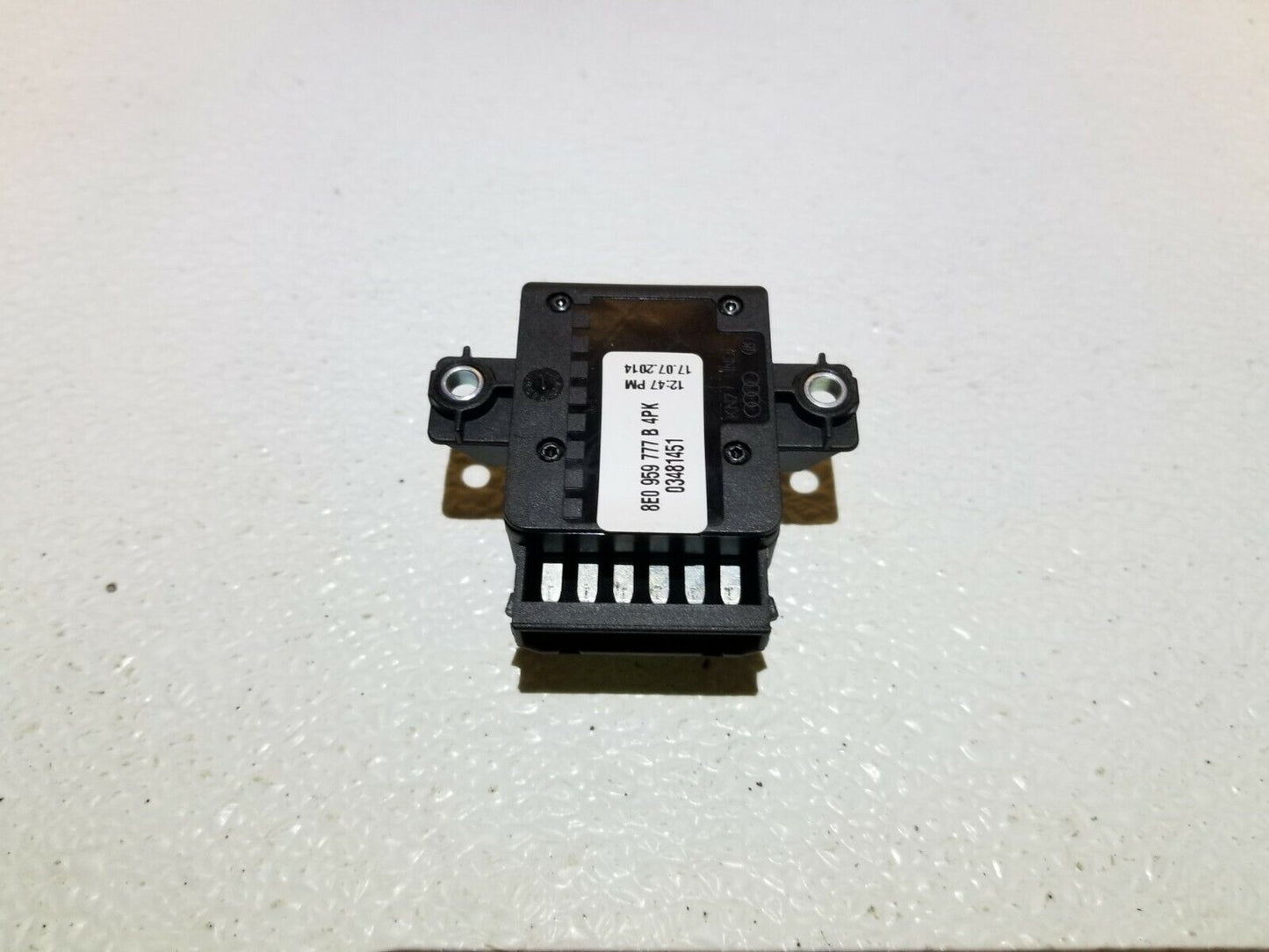 13 14 15  Audi Q7 Front Left Driver Seat Lumbar Switch OEM 87k Miles
