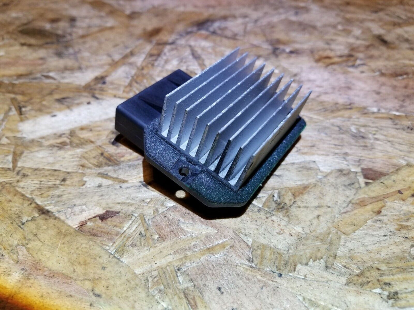 06 07 08 09 10 11 Cadillac DTS Blower Motor Resistor OEM