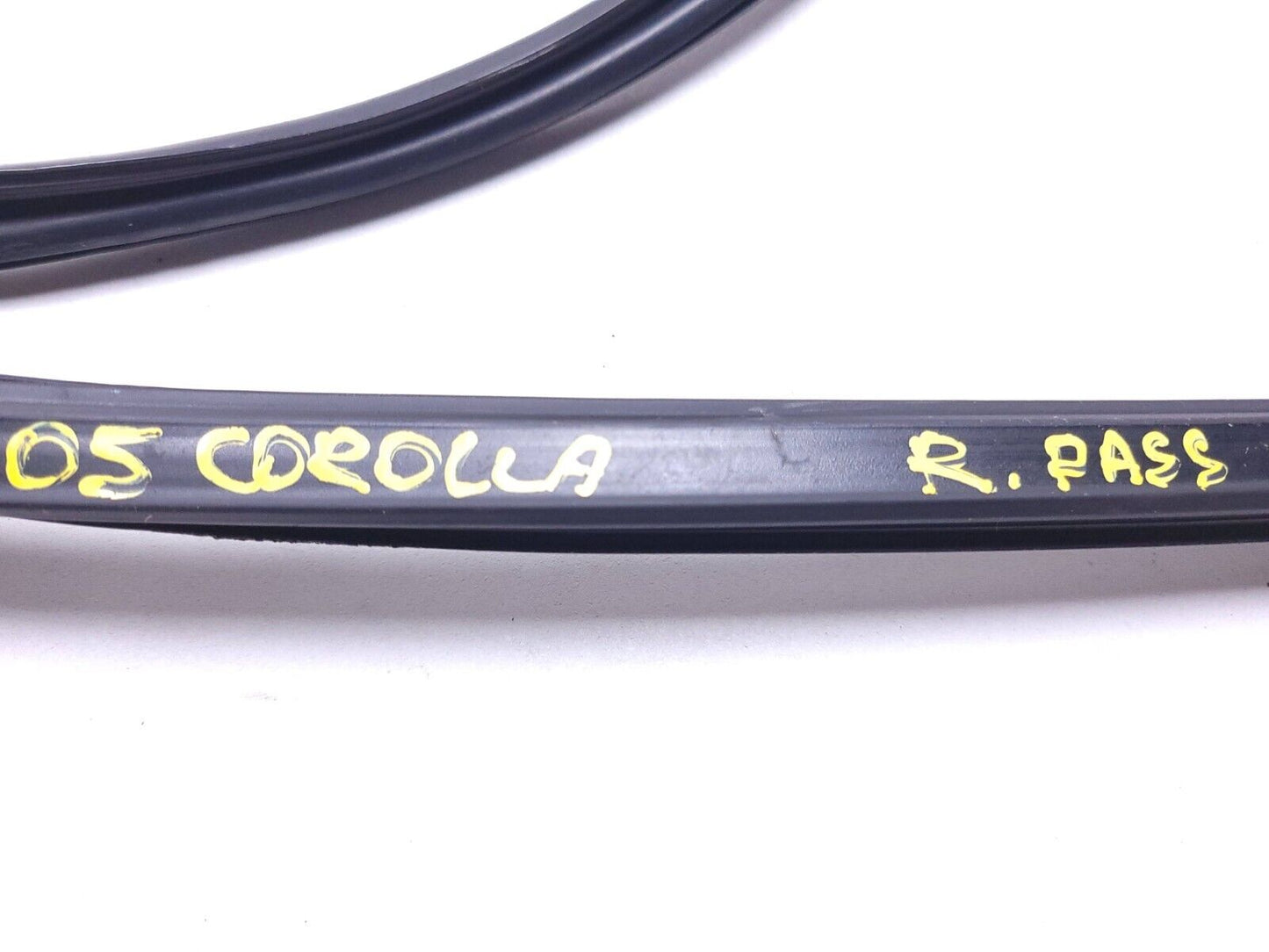 03 - 08 Toyota Corolla Door Weatherstrip Seal Rear Right Passenger Side 3pcs OEM