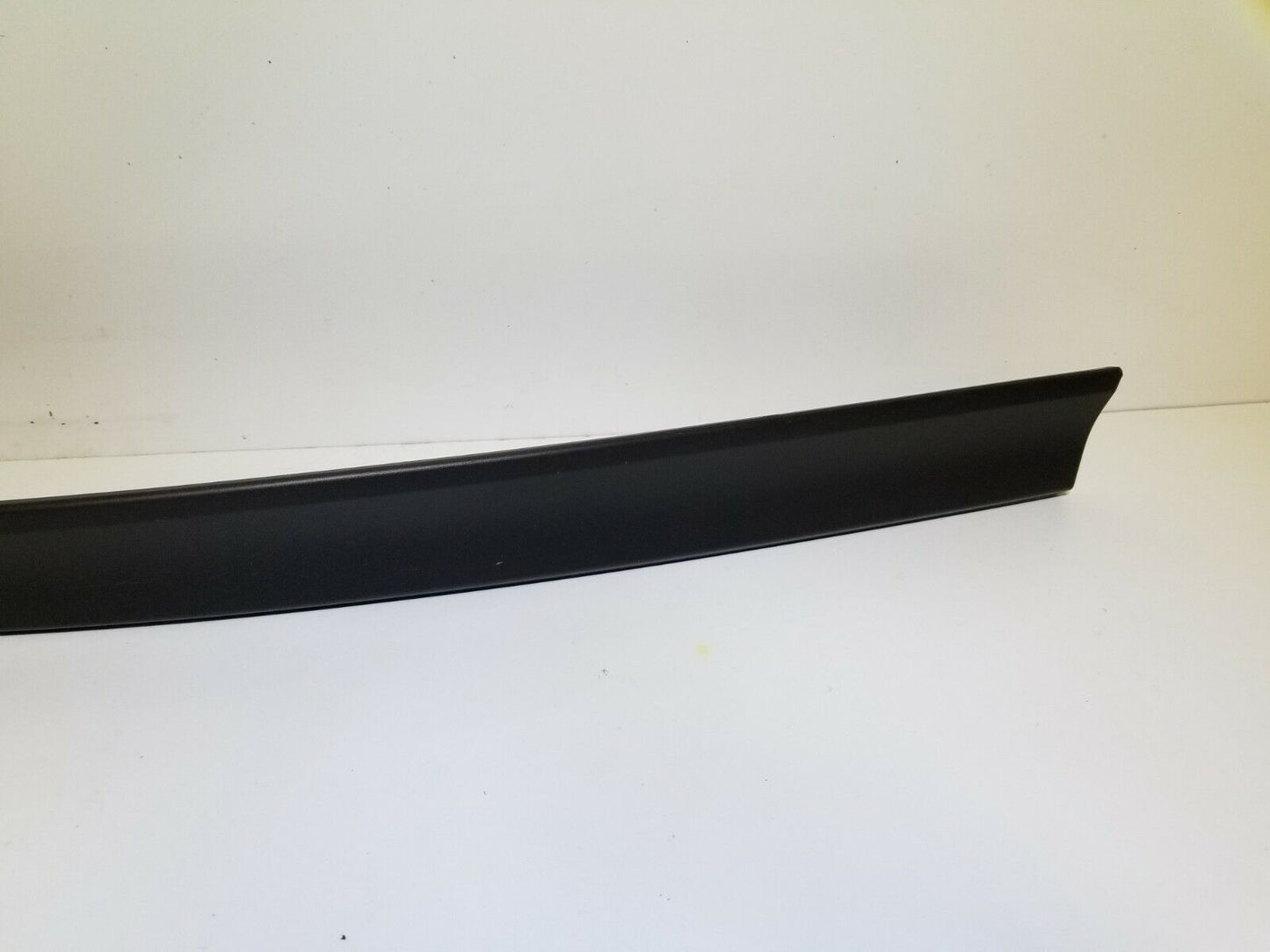 16 17 18 19 Nissan Rogue Front Right Passenger Door Molding Trim OEM 36k