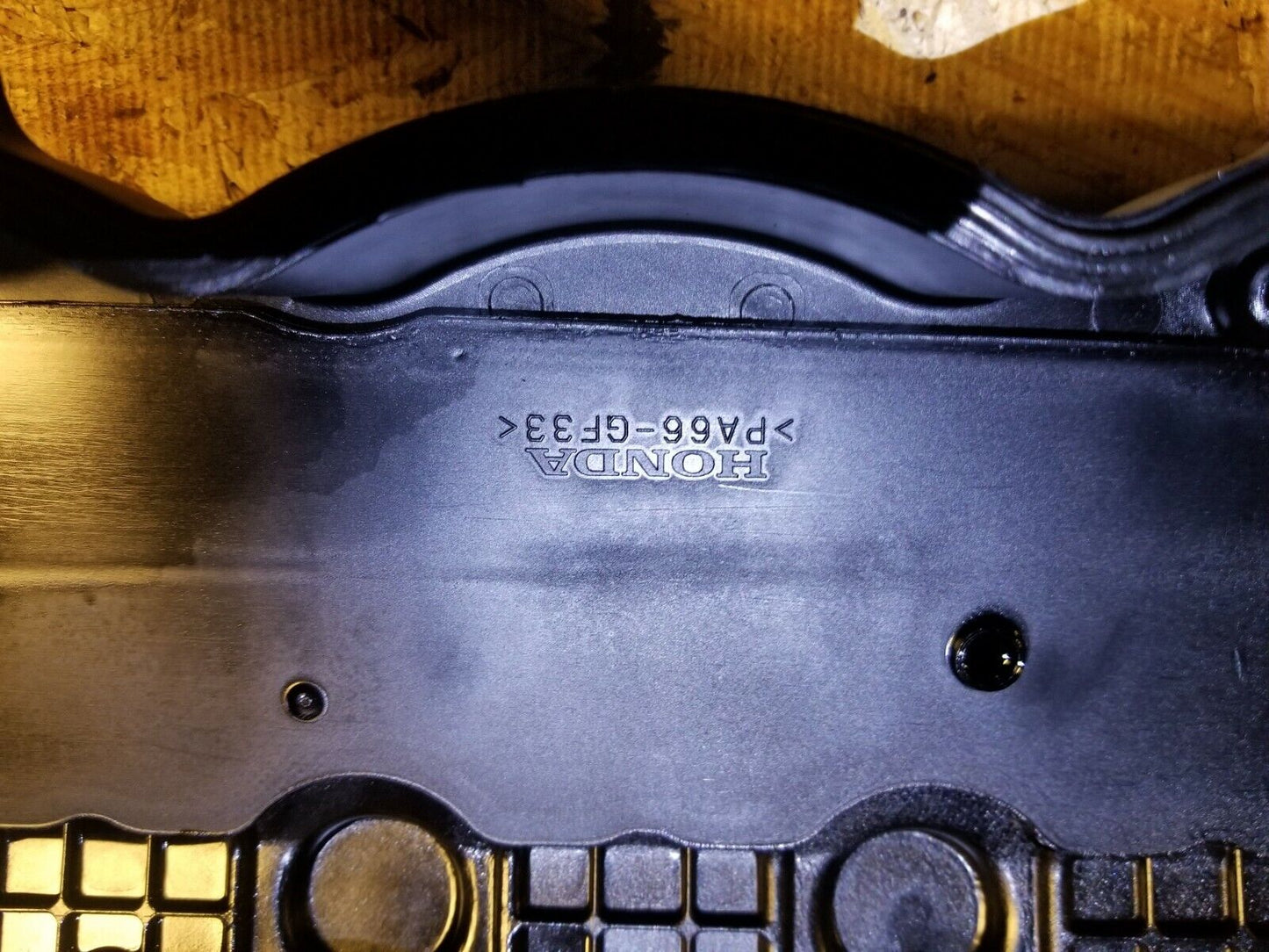 13 14 15 Honda Civic Sdn 1.8l Engine Valve Cover OEM 51k