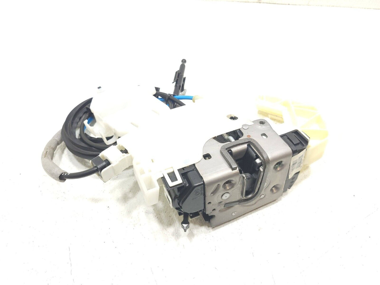 11 - 16 Mercedes E350 W212 Door Lock Latch Actuator Rear Right Pass Side OEM