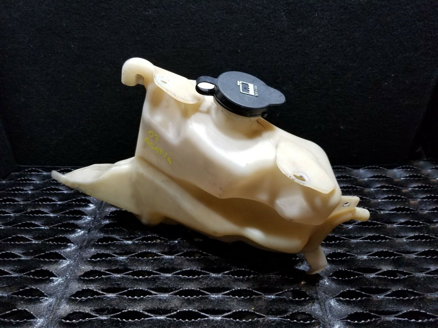 07 08 09 10 11 12 GMC Acadia Coolant Bottle Recovery Tank Reservoir OEM