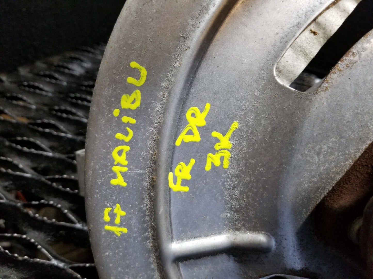 16 17 18 19 Chevrolet Malibu Front Left Driver Side Spindle Knuckle OEM 3k