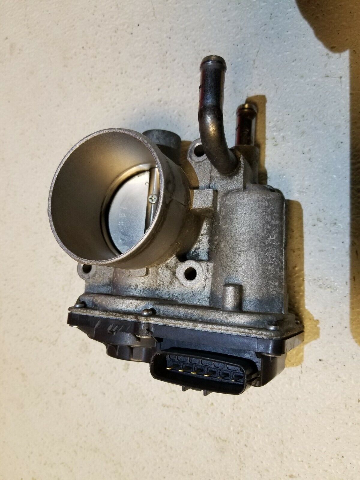 15 16 17 Hyundai Accent Throttle Body OEM