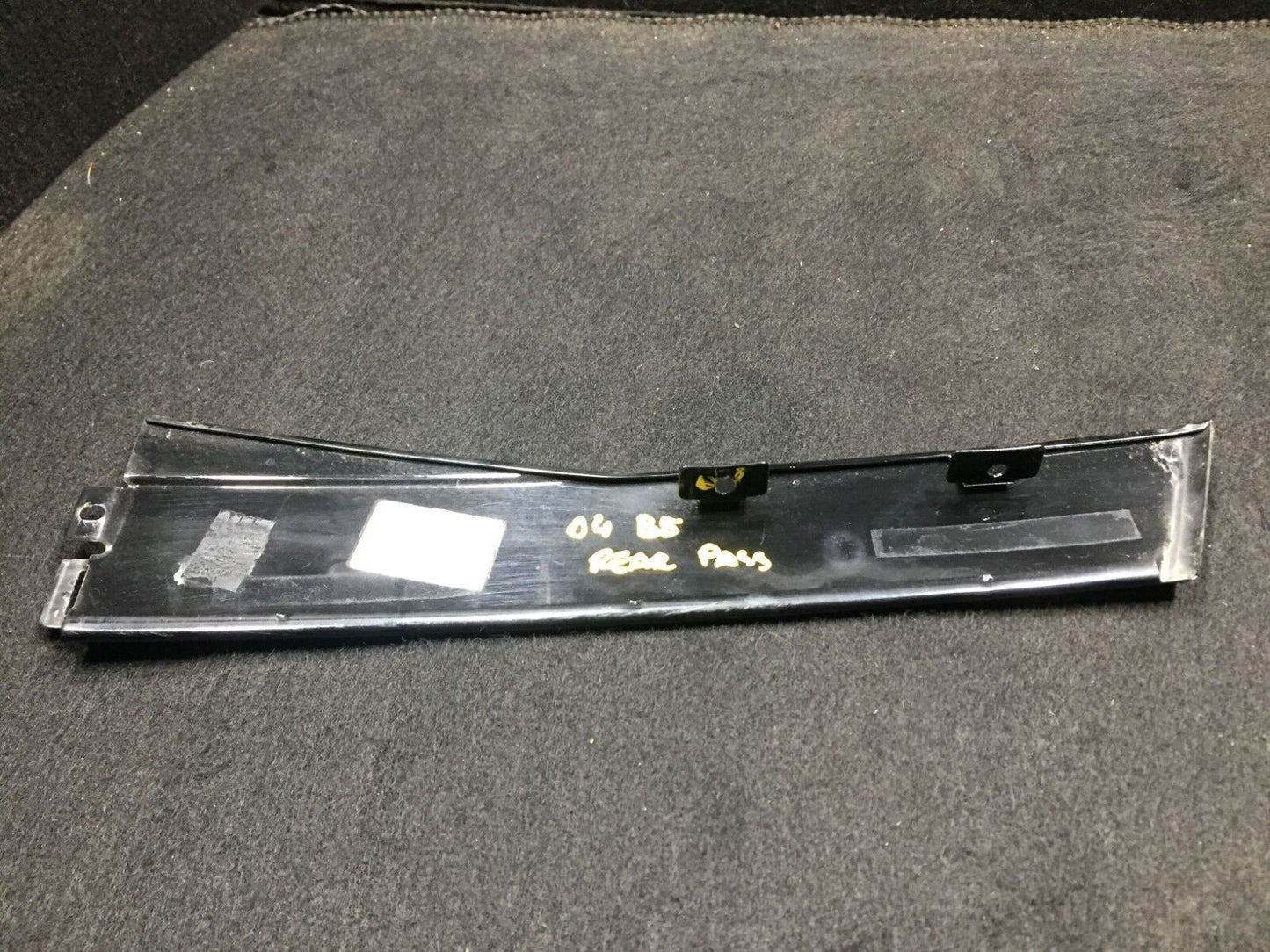 02-05 VW Passat Sedan Rear Right Pass Exterior Door Pillar C Trim OEM D23